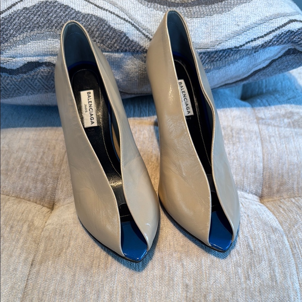 Balenciaga Beige Leather Heels